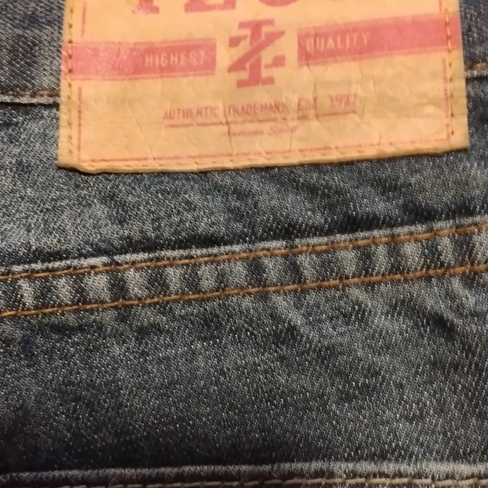 Jeans - Picture 4 of 6